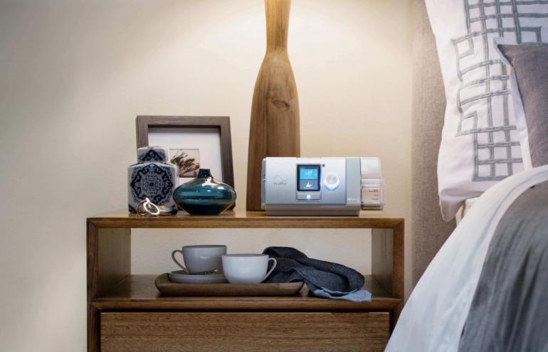 Photo of the AirCurve 10 VAuto on a table.